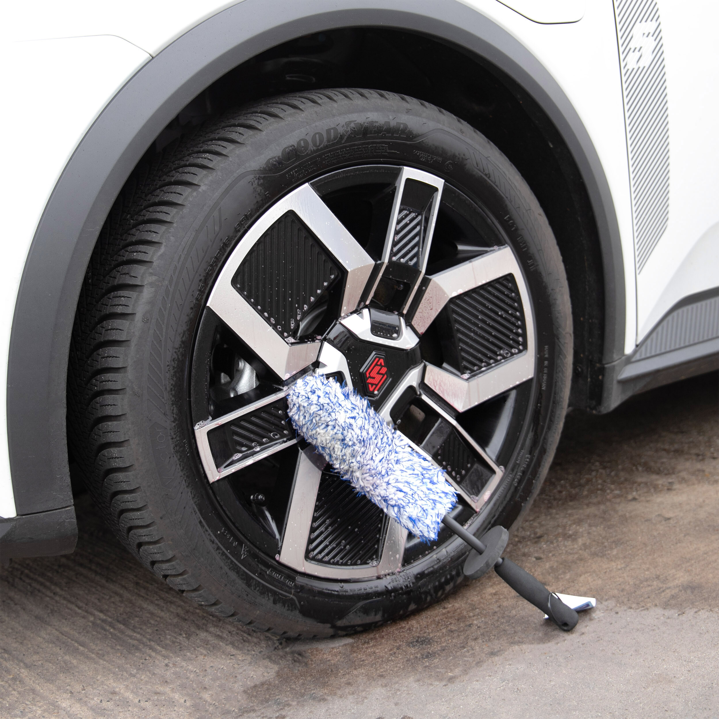Felgenbürste mit Mikrofaserüberzug 43 cm | alca® RimBrush Soft Felgenbürste mit Mikrofaserüberzug 43 cm | alca® RimBrush Soft