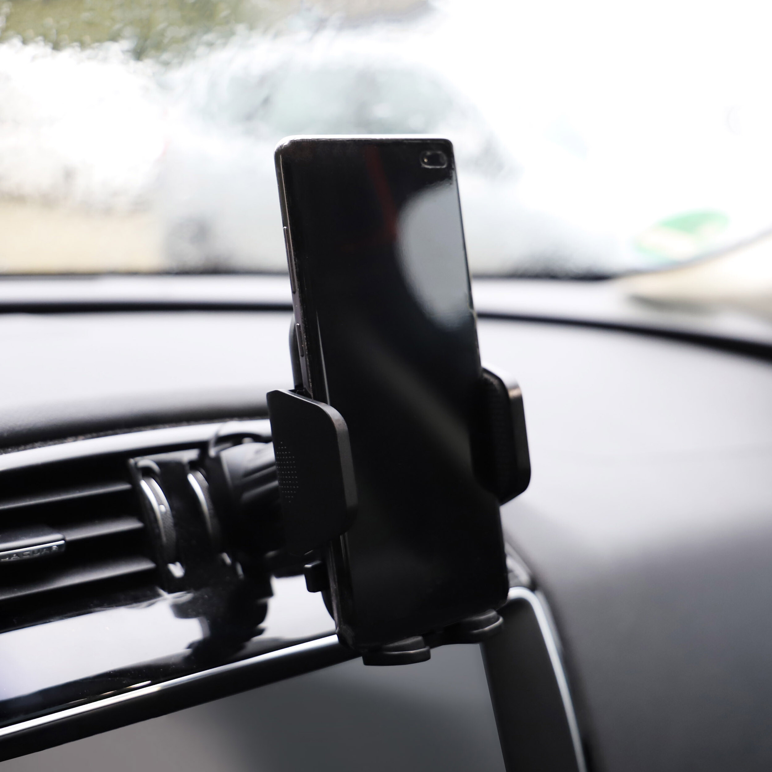 Telefonhalter Lüftungsschlitze | alca® MobilHolder SecureFix